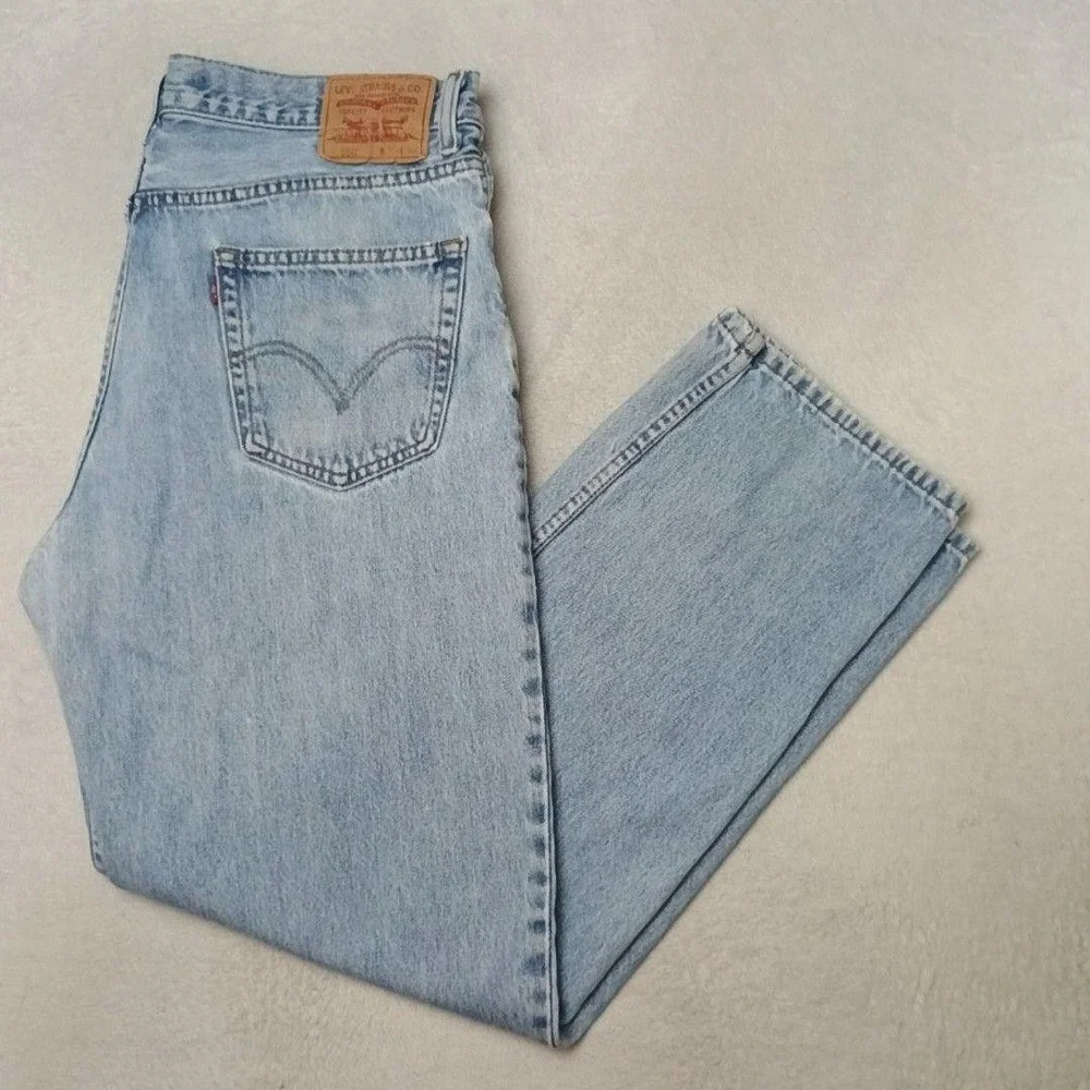 Levis 550 Jeans Mens 35x31 Blue Y2k Relaxed Tapered Light Wash Denim 5-Pocket